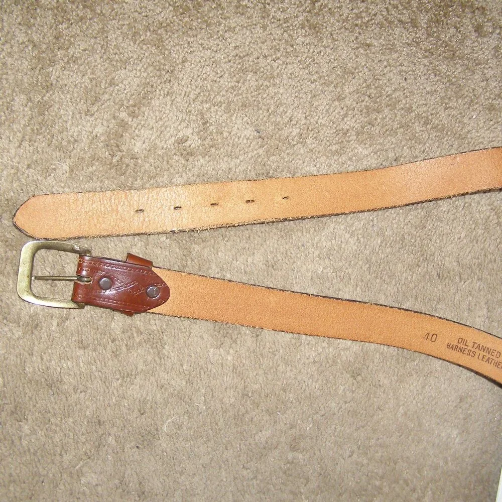 Men's Vintage Leather Brown belt size 40 Brass Buckle